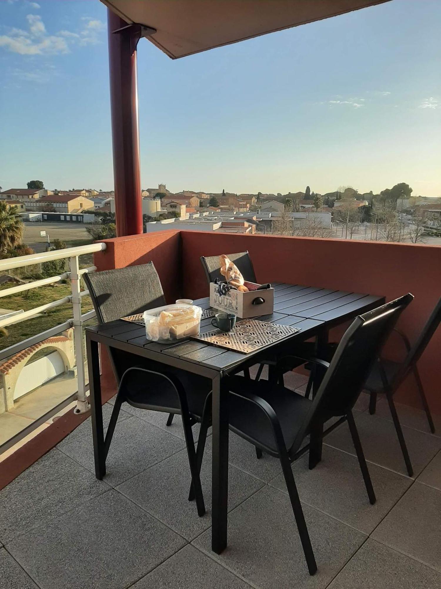 Logement Entier, Calme, Hyper Equipe 萨朗科的圣洛朗 外观 照片