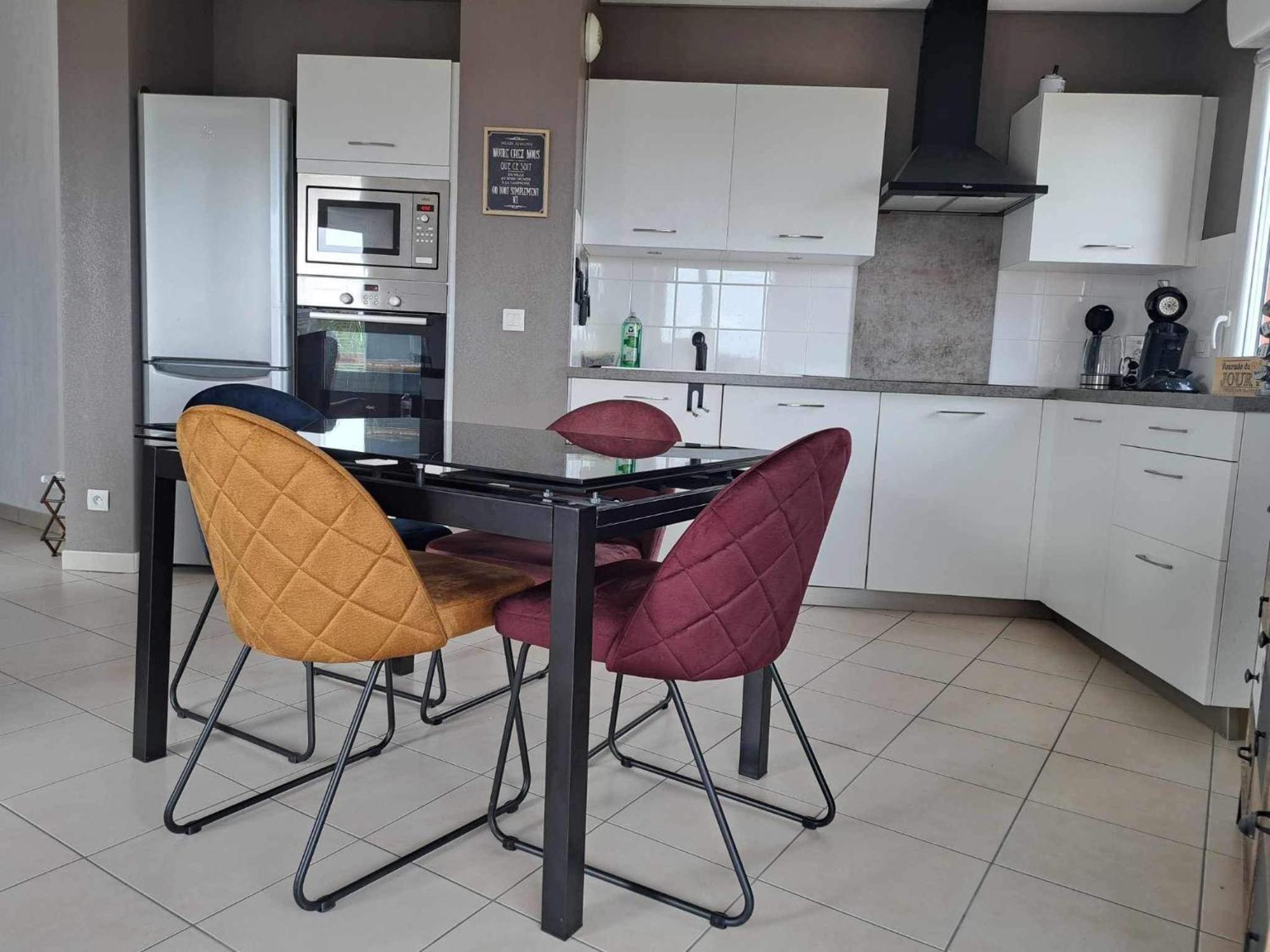 Logement Entier, Calme, Hyper Equipe 萨朗科的圣洛朗 外观 照片