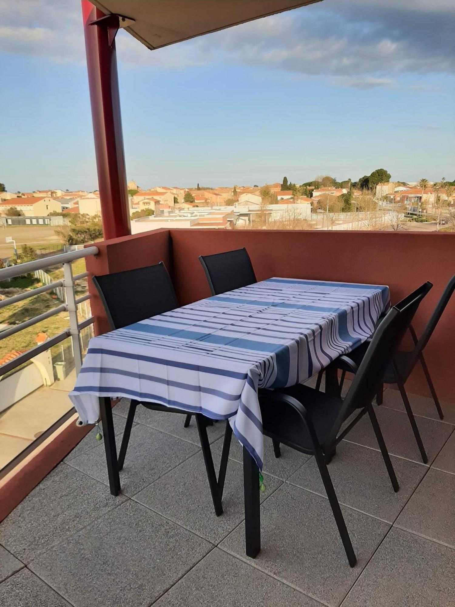 Logement Entier, Calme, Hyper Equipe 萨朗科的圣洛朗 外观 照片